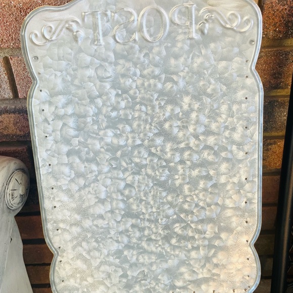 *Harvest Blessings Pumpkin Metal Post Box - Picture 5 of 12